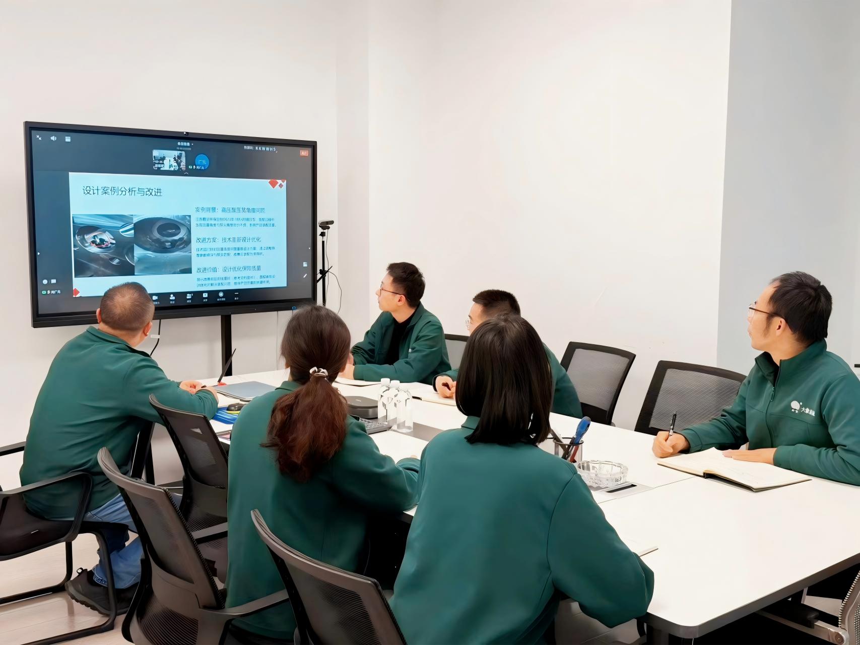 Programa de capacitación “Mes de la mejora de la calidad” de Elephant Machinery